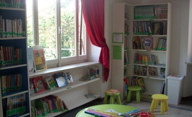 Una piccola grande biblioteca <br />prova a battere la burocrazia