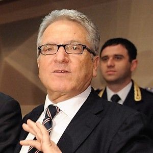 Matarrese: "Bari, non dimenticarci. Oggi sogni grazie a noi"