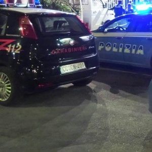 Piacenza, accoltella la moglie in casa davanti ai figli