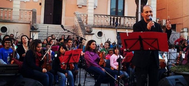 La musica come chiave per uscire da povertà e isolamento: un progetto per bambini e ragazzi in Puglia
