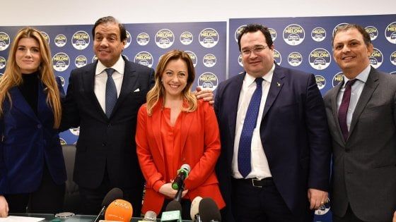 Suppletive di Roma, partita a tre. Leo (Fdi) sfida il ministro Gualtieri: "Chiedo un confronto pubblico"