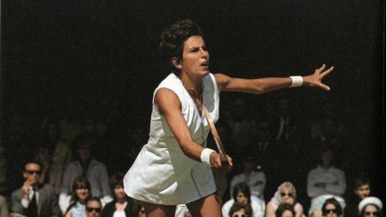 Tennis, è morta la campionessa Maria Bueno: negli anni '60 vinse 19 titoli del Grande Slam 