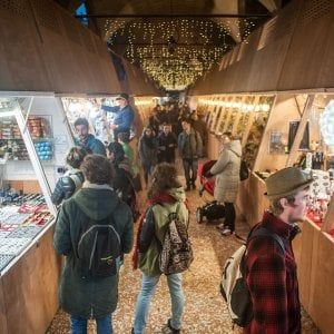 Natale a Bologna, tutti i mercatini per gli ultimi acquisti