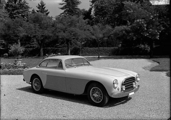 Livrea #7, ispirata alla Ferrari 212 Inter Vignale Coupé del 1952