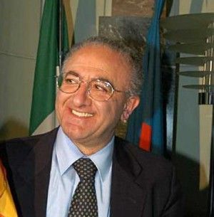 De Luca a Lombardi (M5S)<br />"Ma va a morire ammazzata"