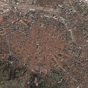"Italia divorata dal cemento: in 50 anni urbanizzata un'area come la Valle d'Aosta"