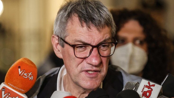 Fisco, i sindacati: "Destinare gli 8 miliardi a dipendenti e pensionati"