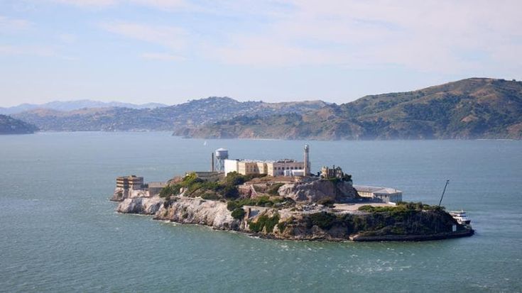 Alcatraz di nuovo carcere di massima sicurezza? I turisti all’isola-museo smontano Trump: “Folle”