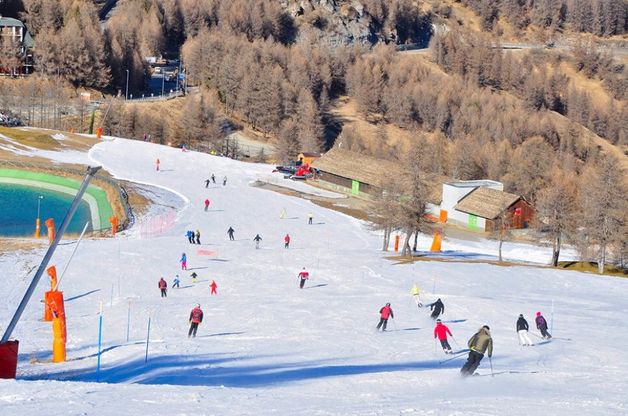 Una striscia d'inverno e tutto intorno è primavera: ecco le piste sulle montagne del Piemonte