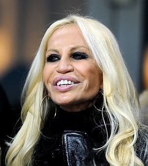 Versace chiude i conti col Fisco, utili a 26 milioni