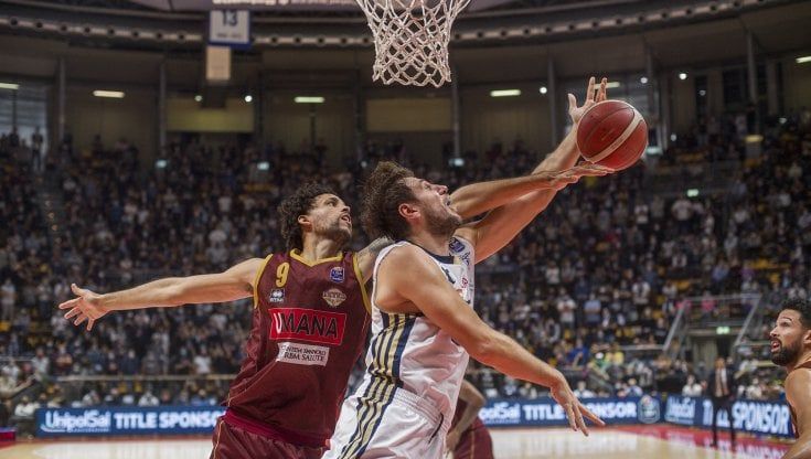 Basket, il pagellone. Una Virtus da trenta e lode, una Effe che non arriva al sei