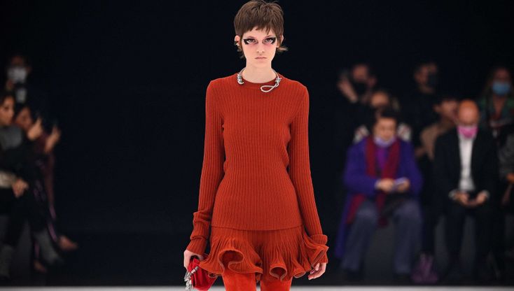 Givenchy SS22: classicismo e sovversione sulla passerella di Matthew M. Williams