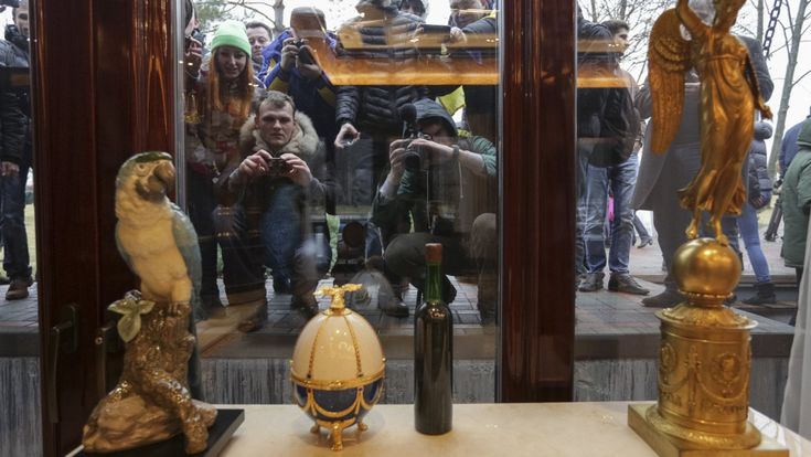 Maledetta primavera, Kiev è politicamente corrotta