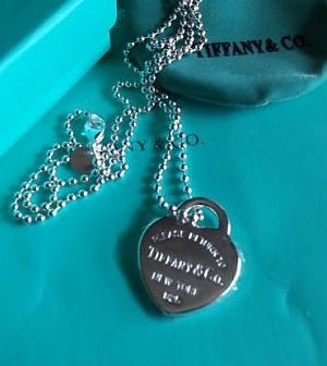 La stella di Tiffany brilla forte: alzate le stime