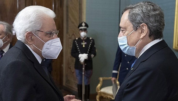 Draghi Enea di Mattarella. Berlusconi canta Jannacci