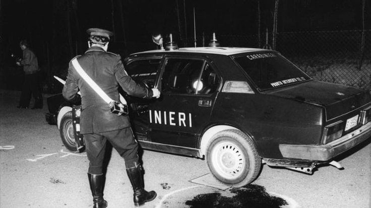 Uno Bianca, depistaggi e misteri, l’esposto e le nuove indagini su chi e perché manipolava