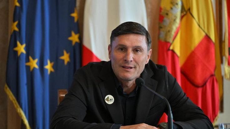 Zanetti e il caso Lavezzi: “Nel calcio si parla poco dell’aspetto mentale, spero ne esca presto”