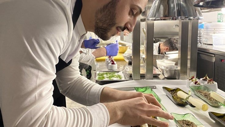 La sfida gourmet di chef Galati, l'allievo di Cannavacciuolo è tornato in Sicilia
