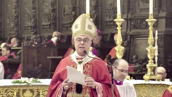 Catania, l’omelia dell’arcivescovo per Sant’Agata: “Chi detiene armi illegali non è un vero devoto”