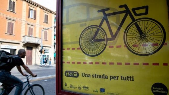 A Bologna più pedali, più punti accumuli: premi per chi sceglie il "bike to work"