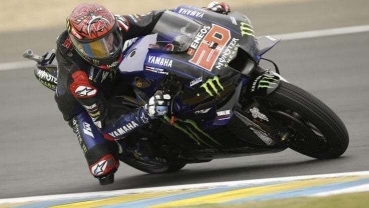 MotoGp, Quartararo si frattura la mano mentre fa motocross