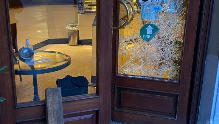 Cursano: "Al mio bar 19 furti in 30 anni, qui regna l'illegalità": Nardella "Fatto inaccettabile"
