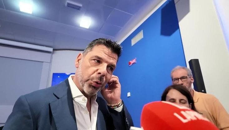 Rai, la denuncia di Salvo Sottile: "Da inviati di Report insulti e battutacce, c'è del nervosismo"