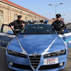 In vacanza a Firenze per cambiare banconote false