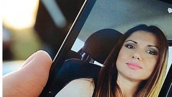 Donne in campo per Carla, la donna bruciata dal suo ex : "Il tuo coraggio è un esempio"