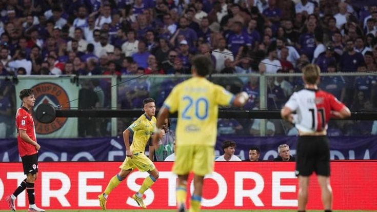 Fiorentina, la festa dei cento anni è un incubo: il Frosinone vince 3-0