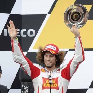 "Buon compleanno Sic!" I fan non dimenticano