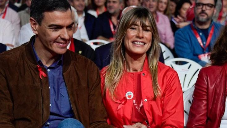 Spagna, rinviata a giudizio la moglie del premier Sánchez. Ritirato il passaporto