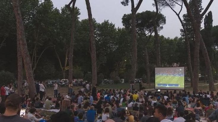 Tutti i maxi schermi per la finale dei Mondiali a Roma. La mappa dei quartieri