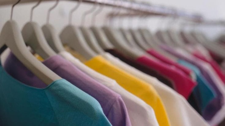 Consumi, a giugno un nuovo rallentamento: -0,7% a valore