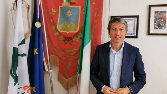 Coronavirus: colazione gratis a tutti i nonni, l’iniziativa del sindaco di Sassano