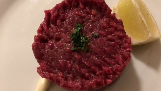 Gnassü a Piacenza: testa grande e sapori veri