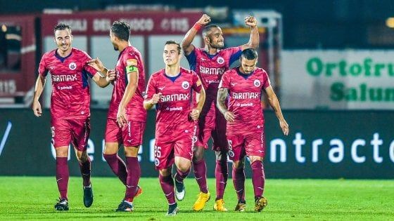 Serie B: nella notte del Benevento il Crotone frena ad Ascoli, E il Cittadella lo aggancia al secondo posto