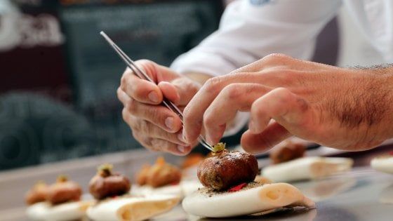 Nei vicoli di Siviglia alla scoperta di tapas e ristoranti