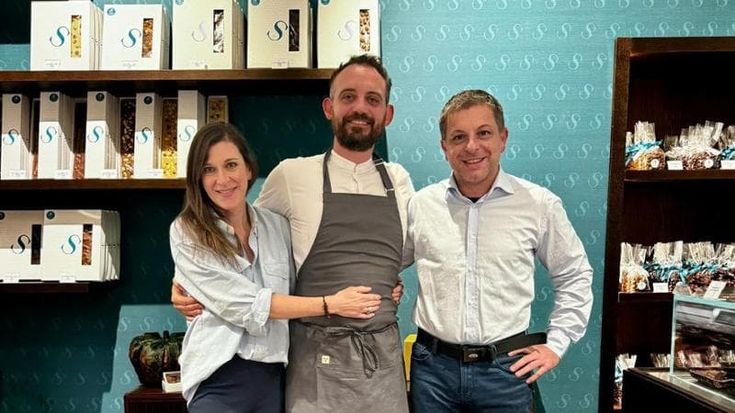 Quei gianduiotti tagliati a mano e venduti senza incarto da Alessandro Spegis