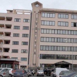 Ariccia,  marito e moglie s’incontrano per caso: maxi rissa nel club degli scambisti