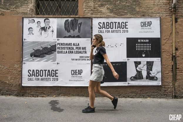 Sabotate con grazia: la nuova campagna del collettivo Cheap a Bologna. Nei poster anche Salvini e Di Maio