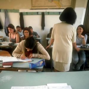 Scuola, precaria assunta dal giudice e rimborsata