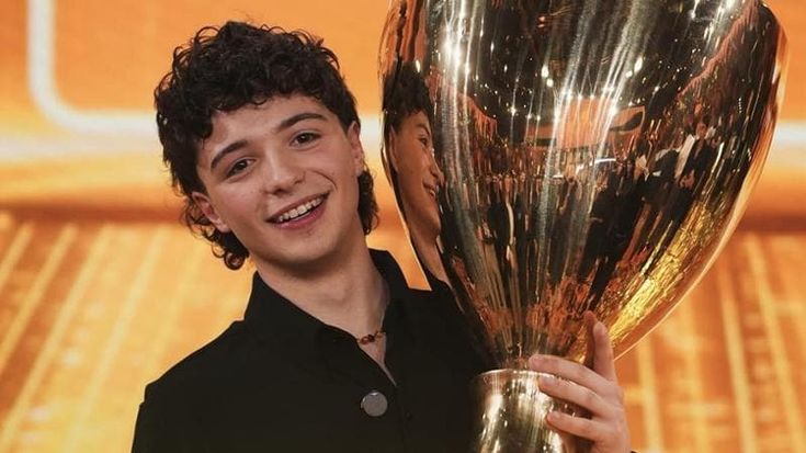 Ascolti tv, la finale di Amici vince la serata con il 25.9%