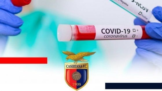 Covid: positivo giocatore Casertana, sospesi gli allenamenti