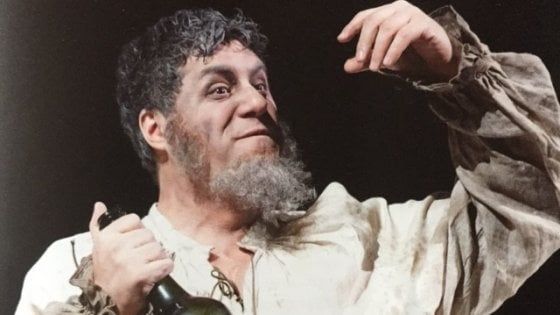 A Piacenza il primo Falstaff di Luca Salsi è già memorabile