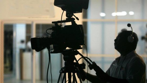 In Puglia 19 tv locali a rischio chiusura: da Studio 100 a Telesveva, ecco le emittenti in bilico