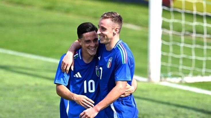 La Juventus punta Frattesi, derby romano per Raspadori