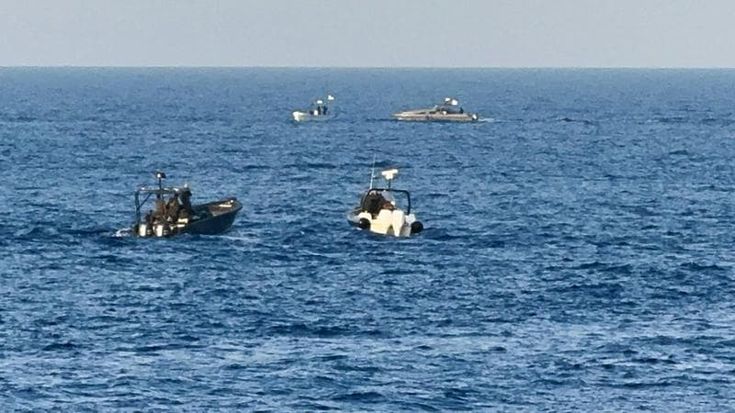 Lampedusa, i libici sparano contro i migranti. “Una barca ci ha raggiunto e hanno aperto il fuoco”