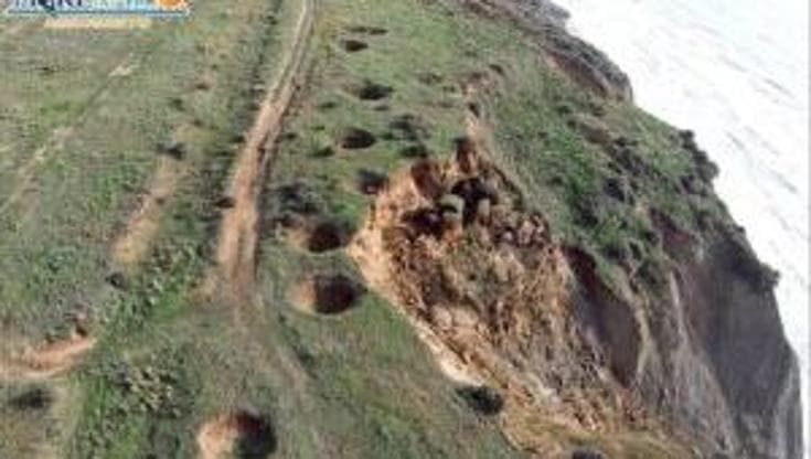 La doppia vita di Punta Bianca, da giovedì da meta turistica torna a essere poligono militare