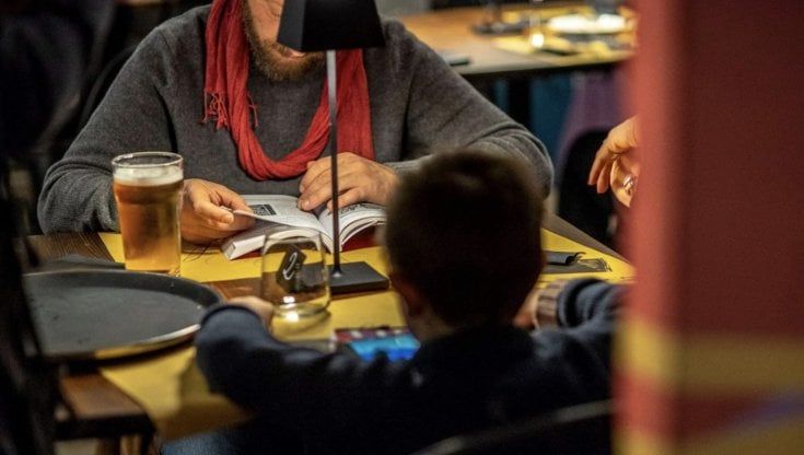 Dalla socialità al sociale: storia di due locali che funzionano (e fanno del bene)